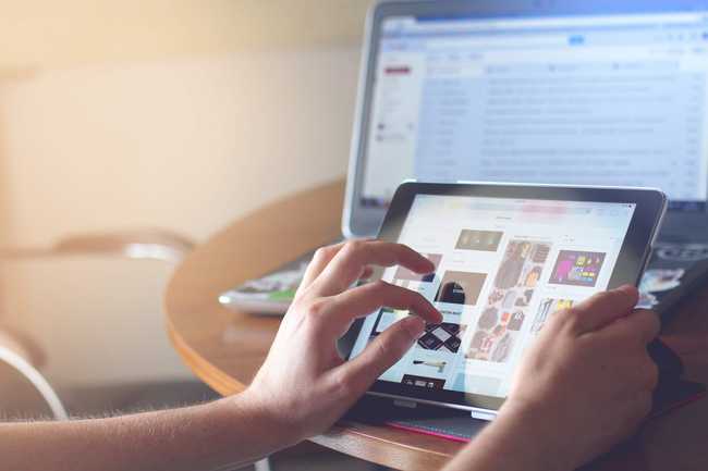 User Browsing Website UserBrowsingWebsite